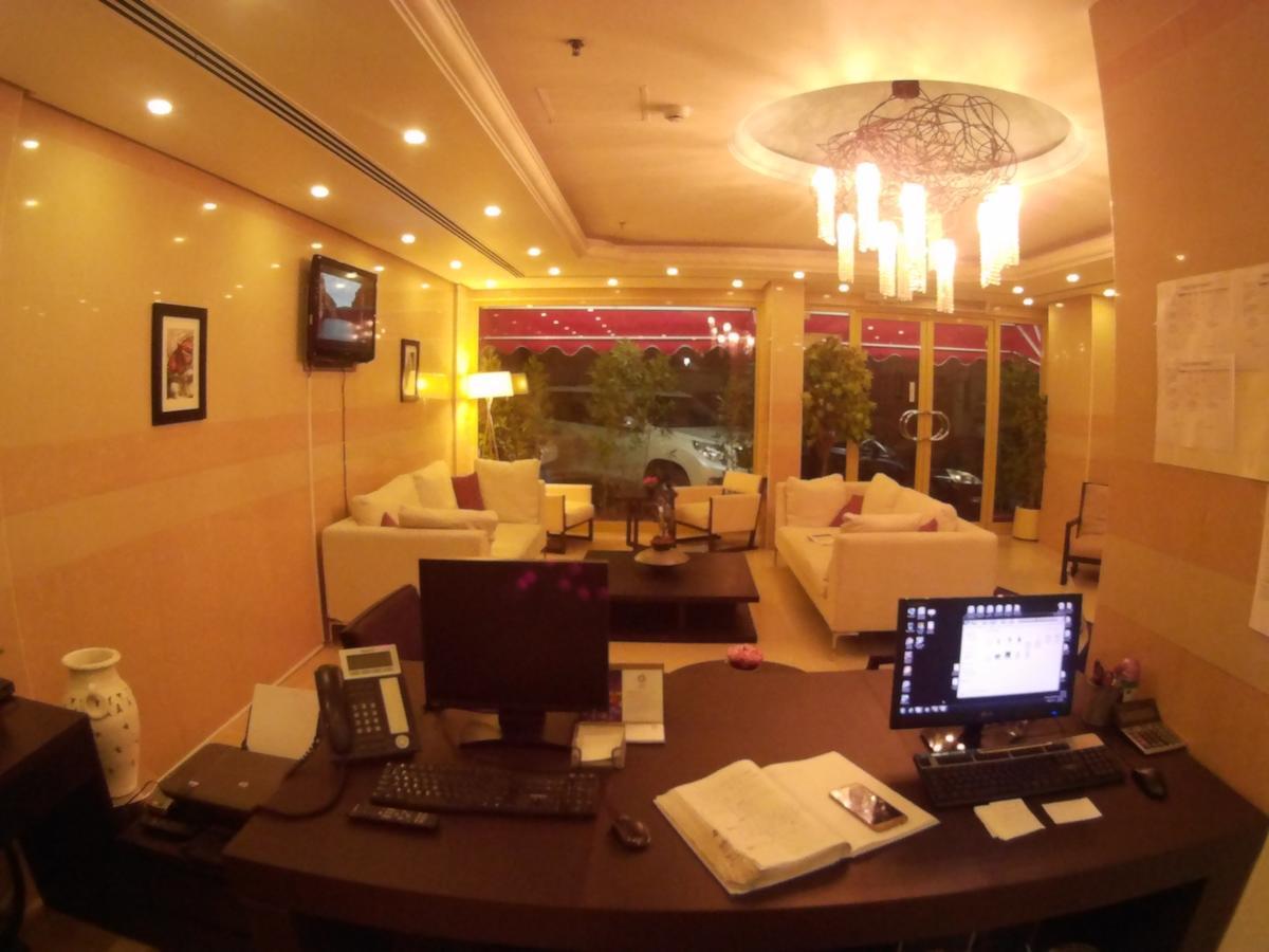 Wardah Hotel Apartments Σάρτζα Εξωτερικό φωτογραφία
