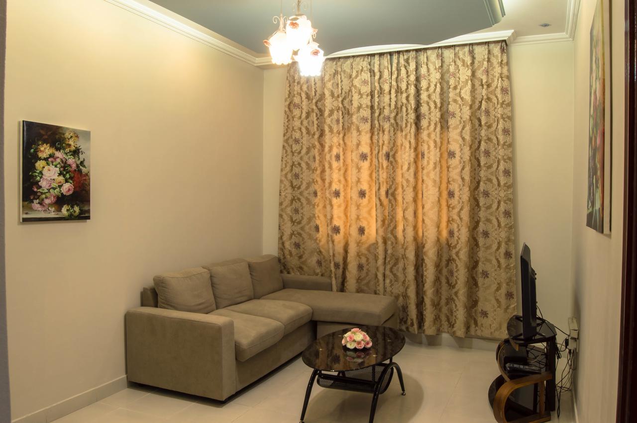 Wardah Hotel Apartments Σάρτζα Εξωτερικό φωτογραφία